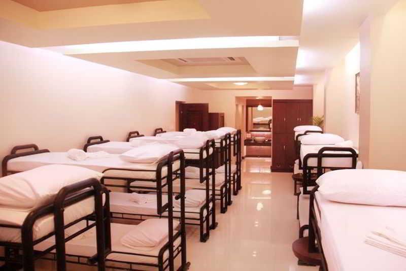Oyo 159 San Remigio Pensionne Suites Cebu Exteriör bild