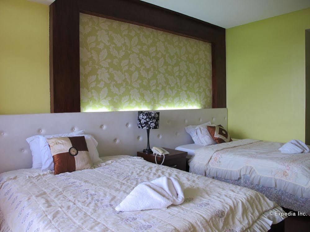 Oyo 159 San Remigio Pensionne Suites Cebu Exteriör bild