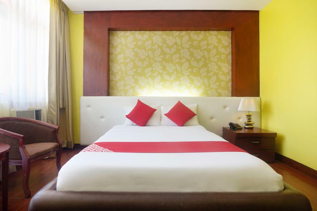 Oyo 159 San Remigio Pensionne Suites Cebu Exteriör bild