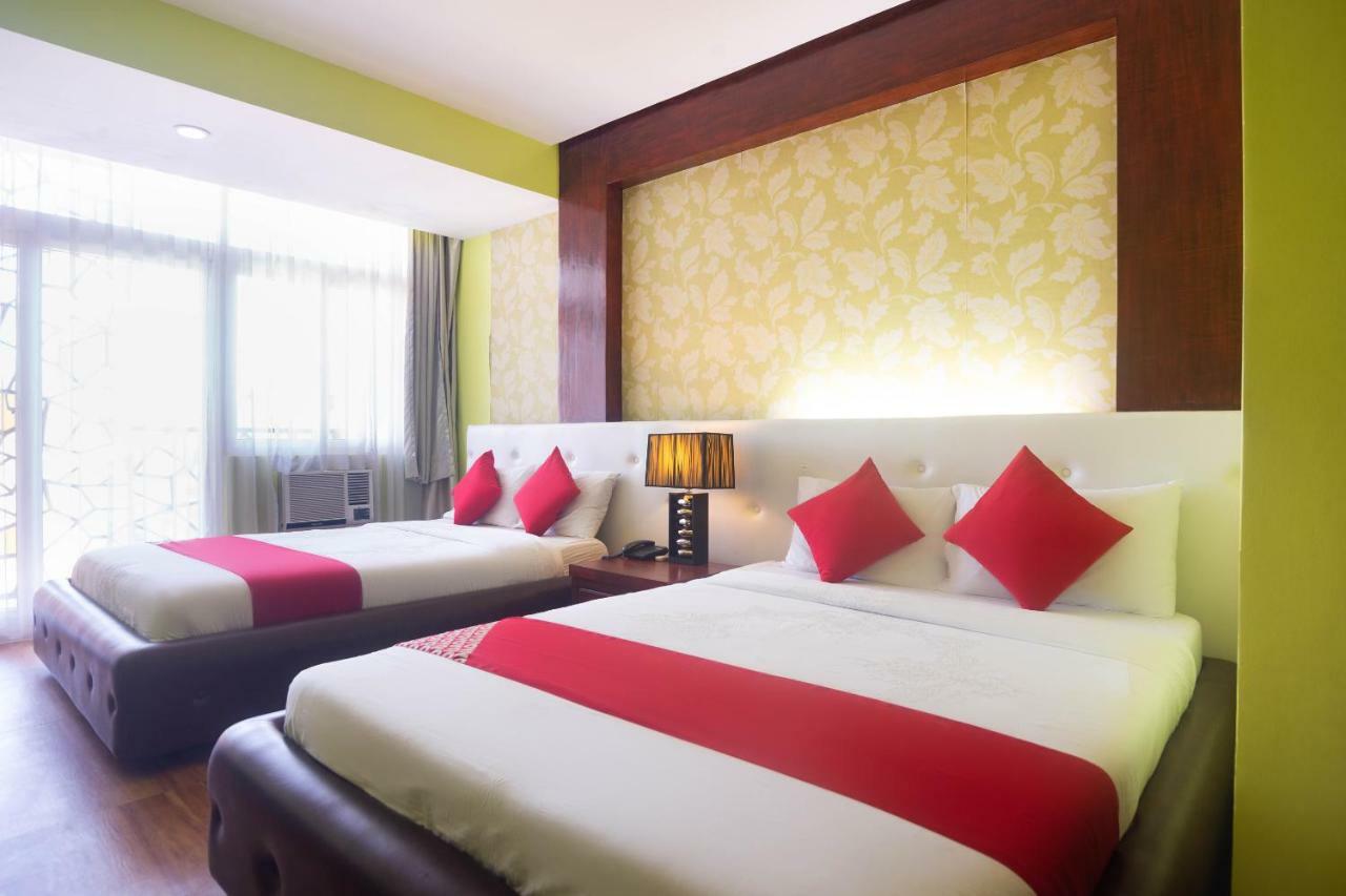 Oyo 159 San Remigio Pensionne Suites Cebu Exteriör bild