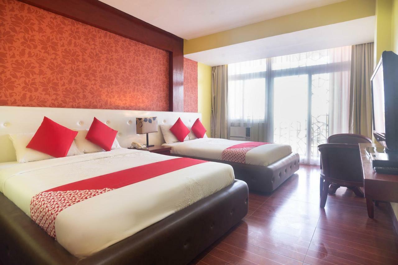 Oyo 159 San Remigio Pensionne Suites Cebu Exteriör bild